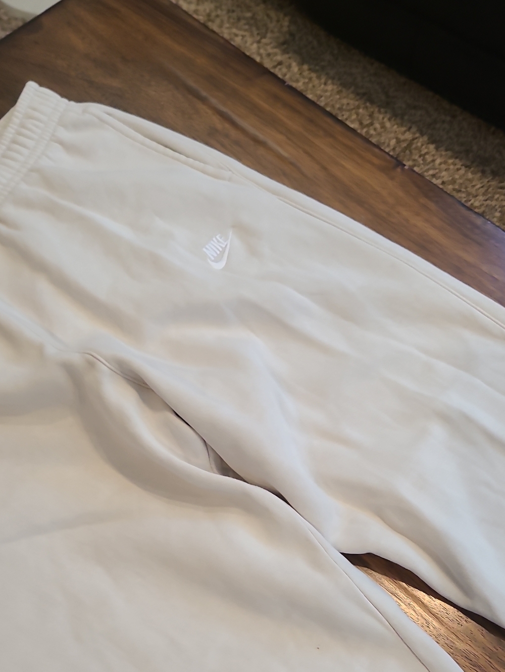 Nike Club Fleece Joggers Mens XL Khaki Tan  Sweatpants - Picture 2 of 7